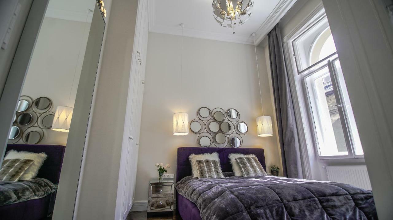 Opera Apartment With Free Parking, 2Br2Ba, Ac Budapest Exterior photo