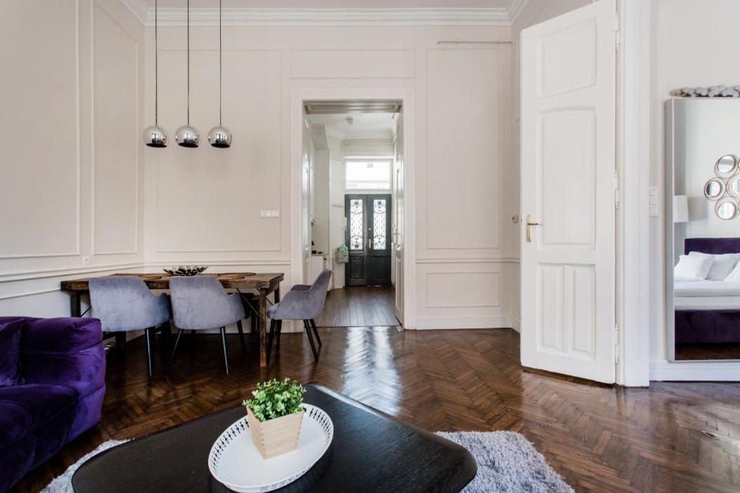 Opera Apartment With Free Parking, 2Br2Ba, Ac Budapest Exterior photo